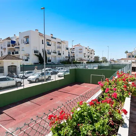 Appartamento Lovely 2-bed 10 Mins Walk From Puerto Banus